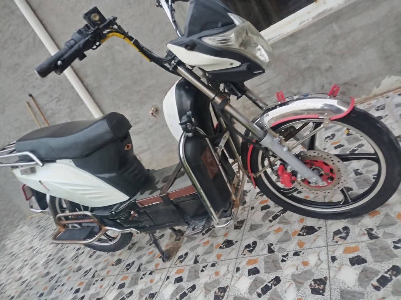 السلام عليكم للبيع 
دراجة شحن هارلي موديل 2020 رقم الهاتف *********** موجود واتساب
