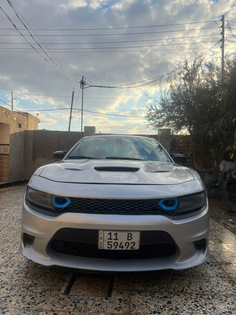 سلام عليكم جارجر للبيع سياره جديده ماشيه 72 الف  موديل  19 اصل سياره جيتي ولي جاني جيتي يعرف  مواصفاته ماكني العماره  رقم تليفون *********** سعره 190 وبيه مجال
