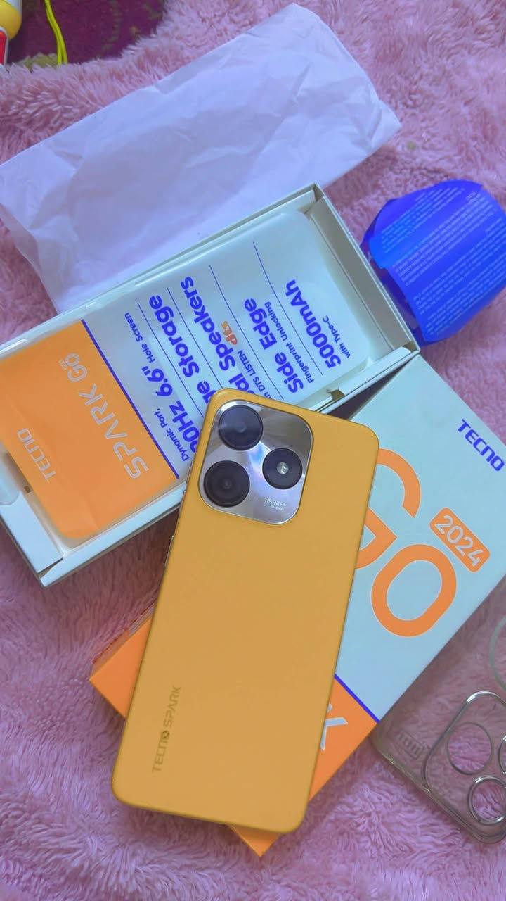 ‏سلام عليكم جهاز للبيع اخو جديد ذاكرته 128 سعر الجهاز90 في مجال***********
