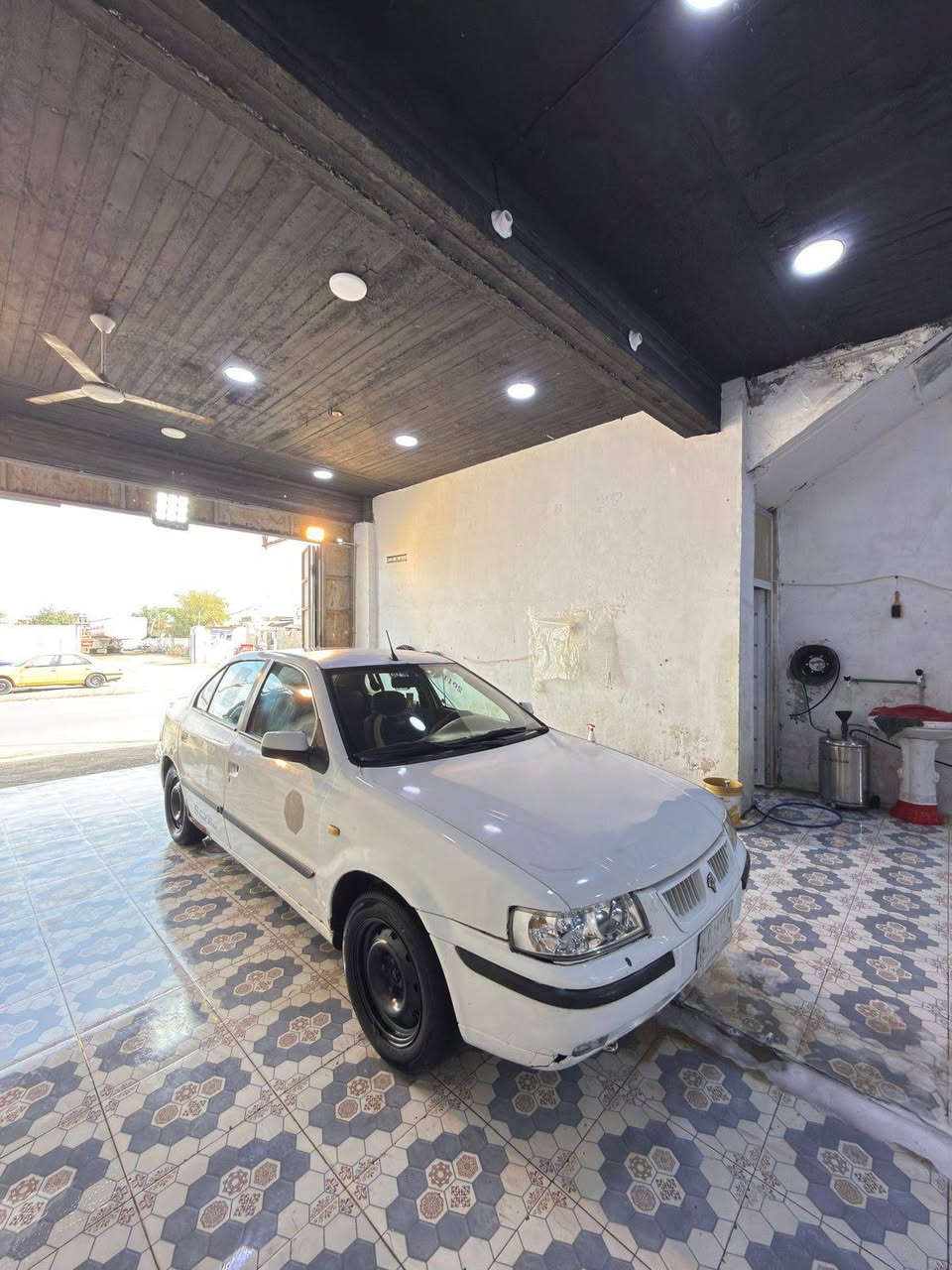 سلام عليكم سياره سمند مديل2011
سياره كيم مكينه مكفول حداديه تخم تاير تبريد تدفئه
سنويه 2029سياره بيه مكانت صبغ الله شاهد سياره جاهزه كبل لشارع باتري جديد دينمو راديتره جديد..
*********** عمارة, ميسان
