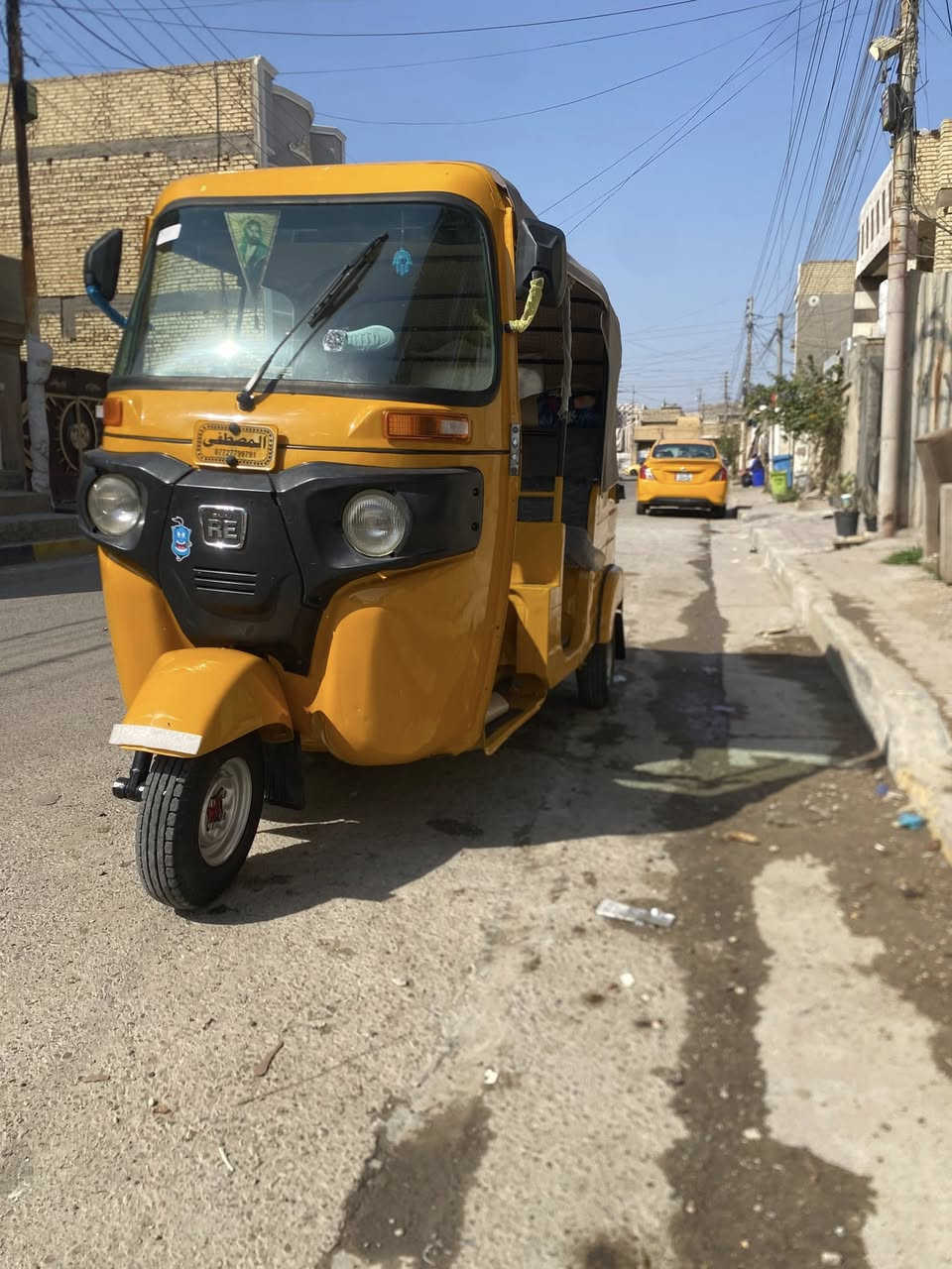 سلام عليكم تكتك للبيع بيها صفحه مضروبه جوه شوته مو كلها نصها  تعمير جديد تخم تاير  كله جديد بس مكينه لاطشه رقم وسنويه إنكليزي تحويل ثاني يوم مكاني بغداد الحسينية مال راشديه سعر 5800رقمي ***********
