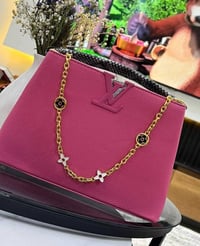حقيبة فاخرة • جلد تمساح • شعار LV