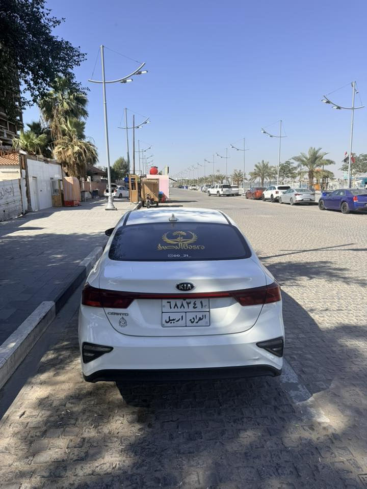 كيا سيراتو مديل 2019
السياره خليجي مو امريكي 
حجم المكينه 1600 المرغوب
الكير at 
مواصفاته 
تبريد قطعتين
تحكم ستيرن جهتين
اشاير بل مري
شاشه 
كامره خلفيه 
منظمومة زنون عالي ناصي اصلي
تخم تاير جديد
تبريد كفاله كير مكينه كفاله 
دهن سياره من افضل نوعيه لوكي مولي موجود دفتر الدهن 
السيارة رقمه أربيل ب اسم شركه وسنويه ما منتهيه وتصدر وكاله ب اسمك يوم ثاني 
السياره بيه صبغ اثر تخريب ذابين عليهه بطش يعني بيه 4 قطع صبغ جاملغات وبنيد وجاملغ الوره وطرف الباب صبغ والمكان الي محفور من البطش معجن وبس السياره كفاله كفاله كفاله من الحادث فقط صبغ شواصي لغود كفاله السعر 127 وبيه مجال بسيط للتواصل ***********
