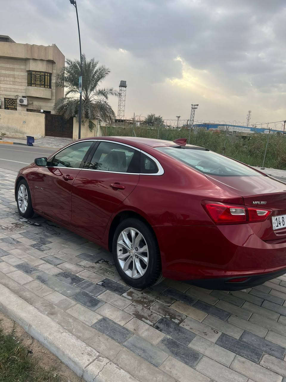 السلام عليكم
للبيع فقط ماليبو 2025

الضرر// ربع من جاملغ  الخلفي ايسر وصندوك امبدل نفس اللون بجم بلاد سياره  تخبل   باقي السياره كفاله صور الضرر مرفقه ع الفحص وين ميعجبك 

دخول جديد ترقيم جديد بصره معوقين بسم سيد والعوق فقط رجله وحاظر الف وكاله واخذك احطك ابابه 

المواصفات محسن
🔴بصمه ابواب + جنطه
🔴 تشغيل عن بعد 
🔴 حساسات خلفيه 
🔴 نقاط عمياء 
🛑محرك 1500 توربو ✈️
🛑ماشيه 11000 كيلو متر اخت الزيرو وقابله لزياده
🔴قياده ذاتيه
🔴سايد بريك بصمه
🔴مانع انزلاق
🛑 اوتو بريك /توقف ذاتي عند الاقتراب 🚳
🛑كشن كهرباء  ⚡️
🛑رادار امامي 
🛑شاشه كبيره تدعم 📲Android Auto/car play
🛑خرائط Gps📌
🛑كامره خلفيه 📷
🛑كروز مثبت سرعه
🛑شاشة ضبط واعطال بل دشبول
🛑منافذ USP/ 12V /Tip C
🛑مانع انزلاق ⛔️
🛑حساس اطارات
🛑4 دسك/ Abs
السياره جاهزه ونظيفه جداً بدون نواقص
مكانه البصره *********** 
متوفر اتصال او واتساب 
السعر 140
خوان بيها مجال   وكلشي ذاكر المنشور وصور الحادث  موجودات
