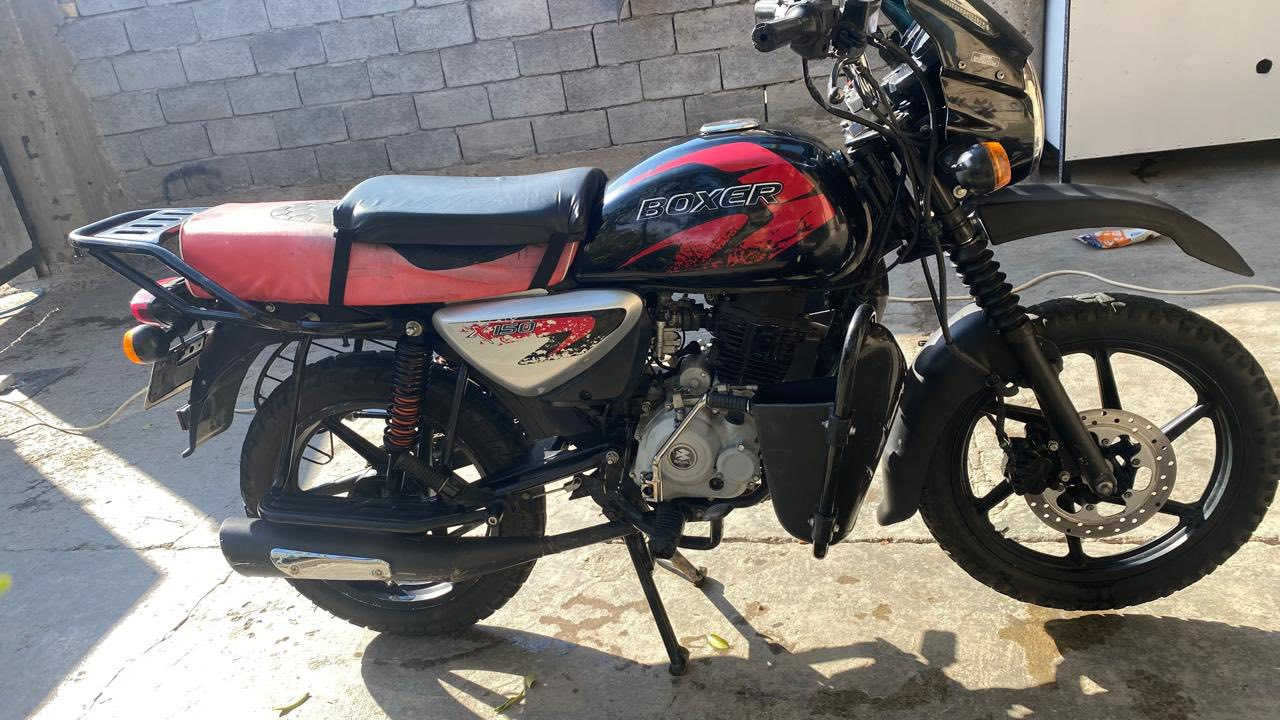 دراجة بوكسر جبلي موديل 22 نازلة ب 23
سنوية ورقم تحويل ثاني يوم

معمرة جديد صارلها سبوع معمرة باربيل يم شركة ميلاد اختصاص بوكسر غراض اصلية شرط الفحص

الدراجة جاهزة مابيها اي نقص من مكينة وكهربائيات جيب فيتر وافحص..السعر 1950

المكان بغداد حي الجهاد

***********
