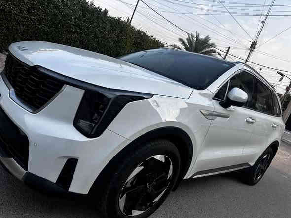 تحيه طيبه الاخوه الأعزاء سورنتو ٢٤ زيرو كفاله عامه ٤ سلندر فول موصفات للاخير داتا شو بانراما ٧ راكب صندوق كهرباء ماشيه ١ اللف فقط مكفوله كفاله عامه ترقيم اب اسم المشتري السعر ٢٨٦ قفل مكان السياره بغداد العامريه 
***********
