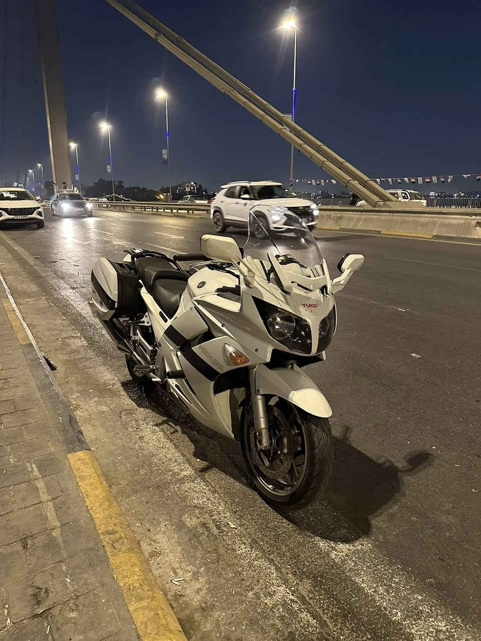 يا الله
ياماها اف جي ار 1300 

yamaha fjr 1300 

موديل 2011 حقيقي 

نسخة الشرطة اليابانية 

نظام النقل كاردن 

كير عادي نصف اوتاماتيكي ( تنمر برجلك او بايدك بالستيرن بدون كلج ) نظام جداً مريح خصوصاً بالازدحام او داخل المدينة 

الدراجة وارد اليابان دخول جديد ( بدون رقم ) اسويلك مكاتبة و كفالة من السرقة و العشاير 

مواصفاتها لطيفة 

دبلات امامي خلفي قابلة للتعديل ( تقويهن او ترخيهن حسب الحمولة ) 

بيها زوج تايرات جلاتين اصلي جديد 

ترايك للبصرة

جنط جانبية قابلة للازالة 

بريك abs امامي خلفي ، تدفئة يدات ، جامة كهرباء 

الدراجة سكيورتي نسختين سويج 

ماشية 26 الف كم 

الدراجة مكينتهه بالكارتون جديدة كلش و مكفولة من الصوت او الفتح ( شرط جديدة ) 

سعرها 32 ورقة و بيها مجال للراغب بالشراء 

الي عاجبتة يتصل على الرقم و بي خير و يدلل 

رقمي *********** 

عنواني الكاظمية  

شكراً للادمن مقدماً
