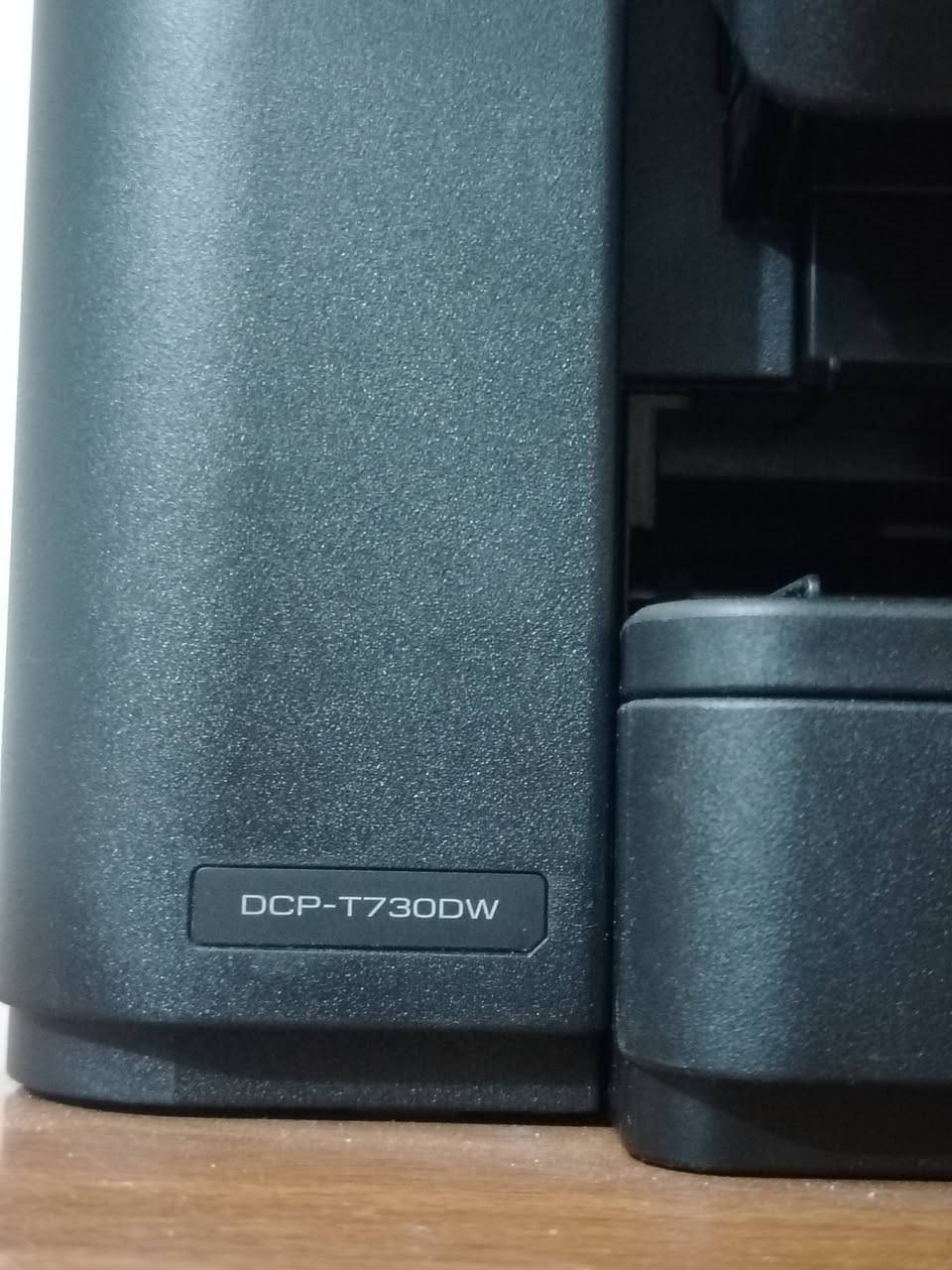 مساء الخير اخوان طابعة brother t730dw استخدام قليل جدا نظيفه استخدامها في الحبر الاصلي الخاص بالشركة فقط
للاستفسار التواصل على الخاص او على الرقم
***********
