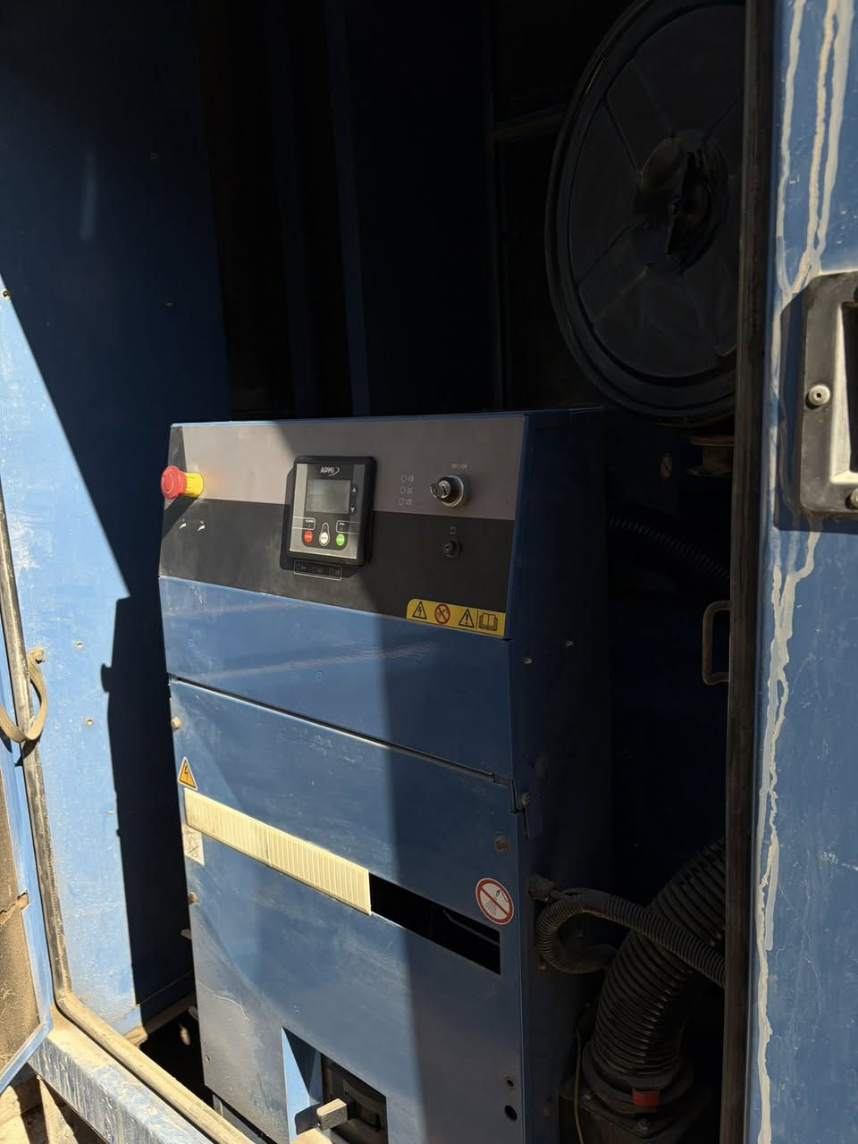 DOOSAN 
330 kva generator ( standby rating ) 
KOHLER ALTERNATOR 
smart generator controller 
كاتم صوت ممتاز 81 dB
للتواصل 
0569353435
0566449212

#powergeneration
#electricgenerator
#dieselpower


**إذا كنت صاحب هذا الإعلان وتريد حذفه لأي سبب، رجاءا أرسل رسالة إلى الدعم الفني**