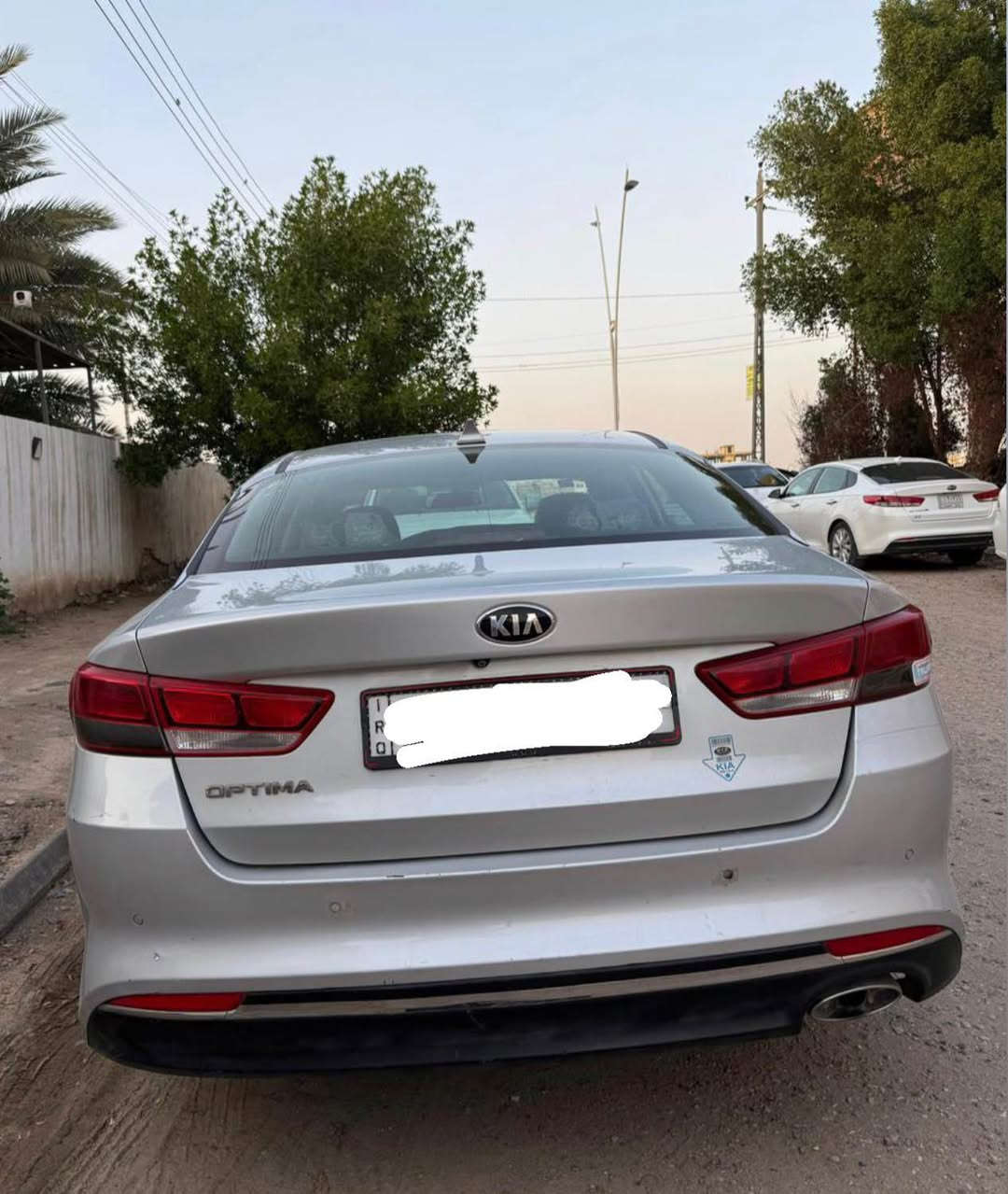 سلام عليكم كيا اوبتما 17 امريكي. 2400,GDi. كير مكينه مكفولات لاتبخير ولاتنقيص. مكينه معلي كازكيت دبل. 
حادث امريكا جاملغين وبنيد
 سيارة بيها شخوط صور الفحص بالمنشور
سيارة عليها ادامه عامه. بلكات مجاول نوزلات. تخم تاير تخم دسك اصلي دبل لنك.
السعر 135 ورقه 
المكان / مركز ناصرية / شارع النيل 
رقم الولد / *********** والسياره بأسمة . ناصرية, ذي قار
