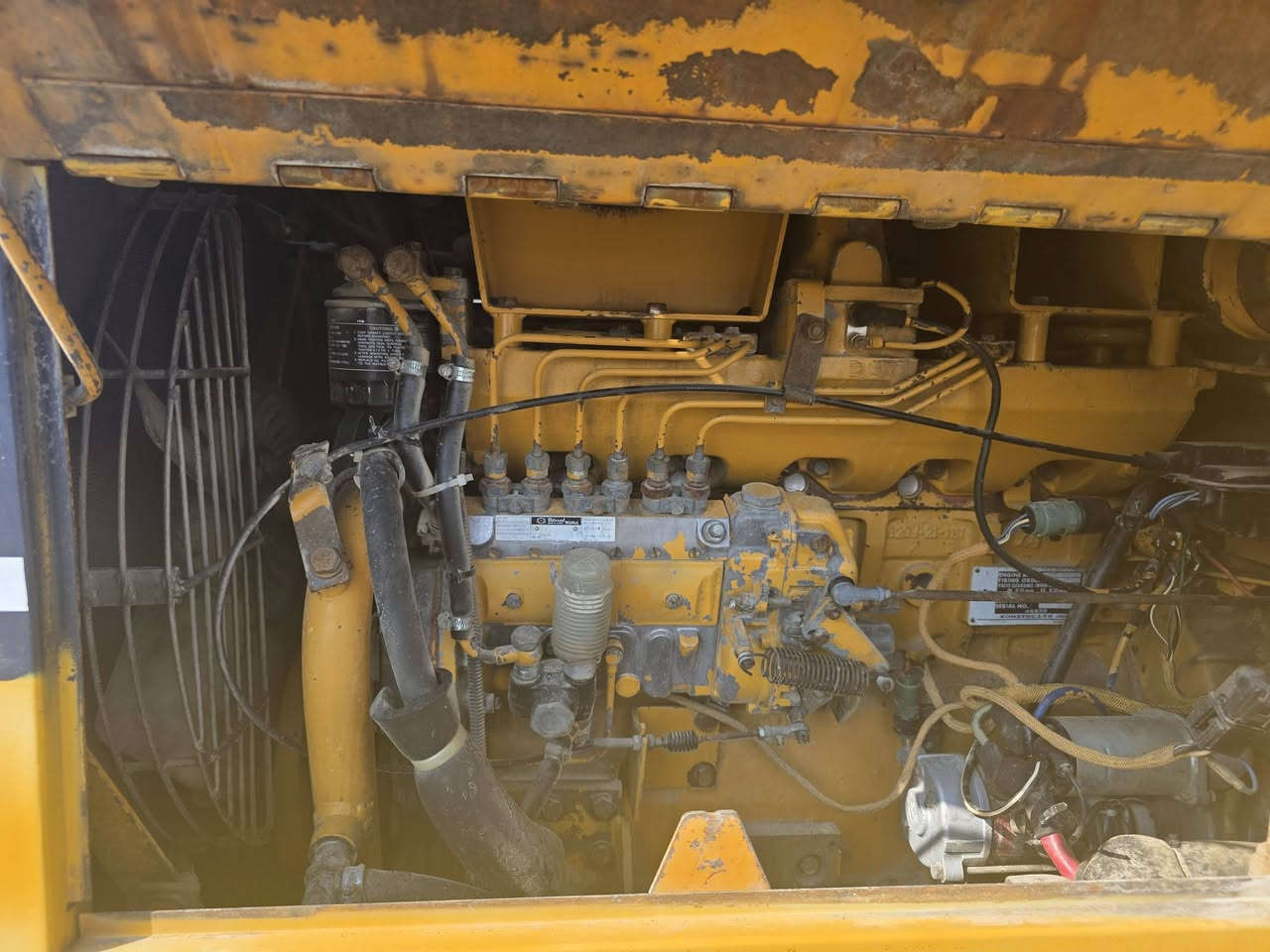 السلام وعليكم كوماتسو دخول جديد المكينه ٦ سلندر  كله على لبلاد المكان بصره رقم التليفون ***********
