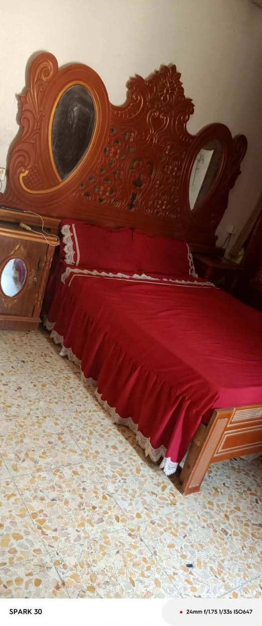 غرفة نوم تسكام مابيها اي ضرر 
السعر 975 
مكان الديوانيه الحمزه الشرقي


**إذا كنت صاحب هذا الإعلان وتريد حذفه لأي سبب، رجاءا أرسل رسالة إلى الدعم الفني**