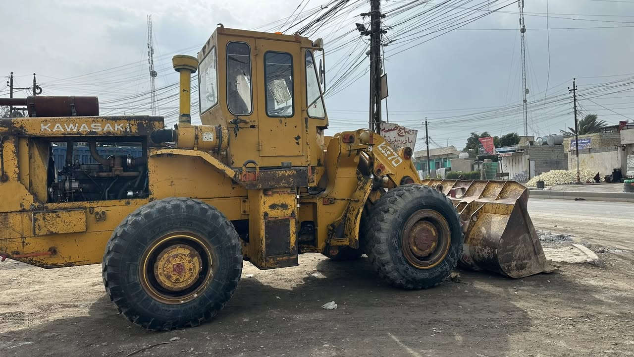 ‏ كوسكي  البيع حجم 70موديل 82 ابو كحله تخم تاير سبعين محرك بي جديد حداديه جديد شفل جهز العمل رقمه كليزي تحويل مباشر عنوان بغداد.  ***********.  ***********
