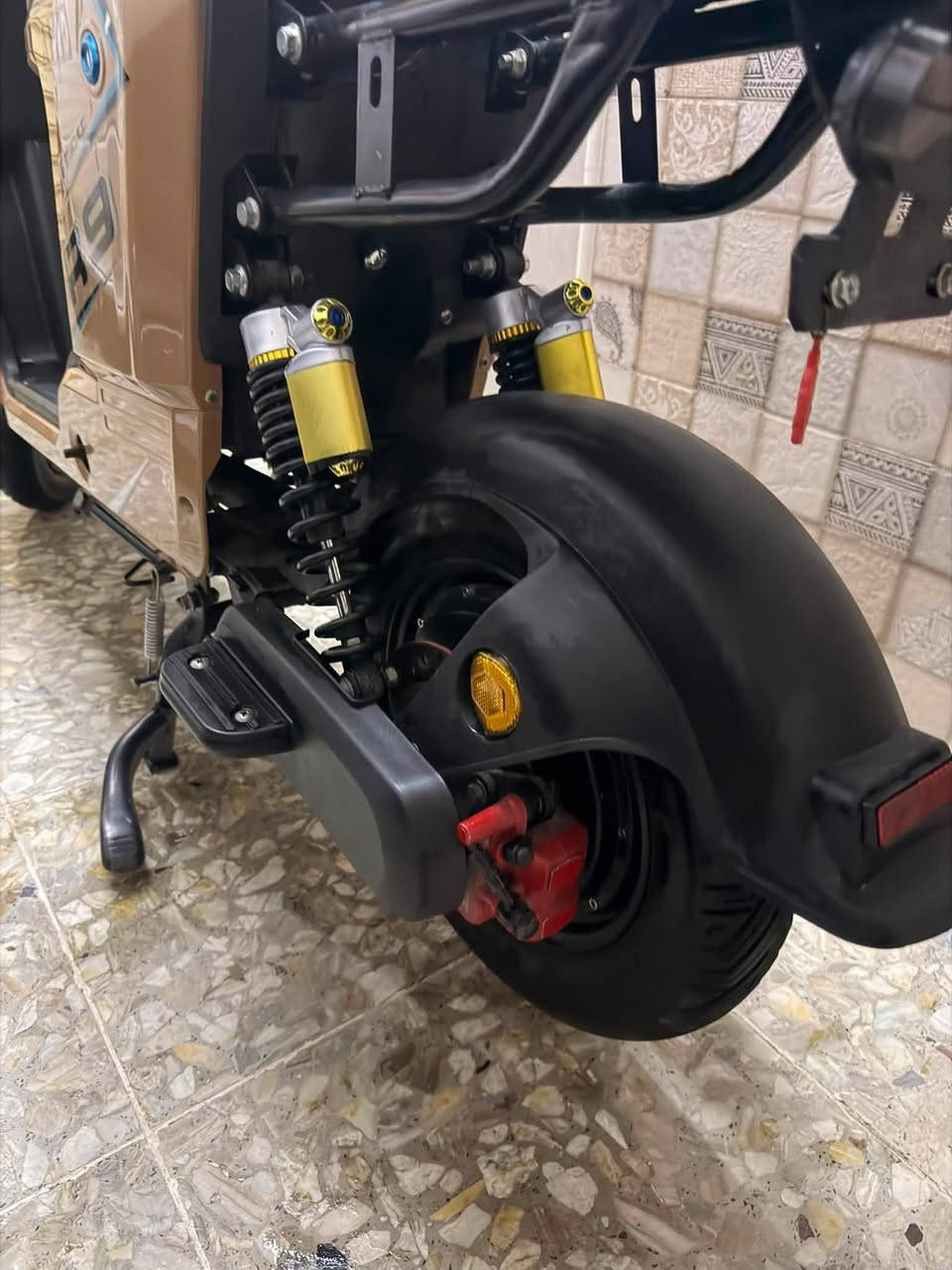 دراجه r9 للبيع سرعه حقيقيه 70 نضافه 90 دبلات وكهربائيات كله شغاله سعر 350 وبيه مجال الموقع بغداد آمّ الكبر وغزلان مقابيل حي الكوفه وللاستفسار ***********
