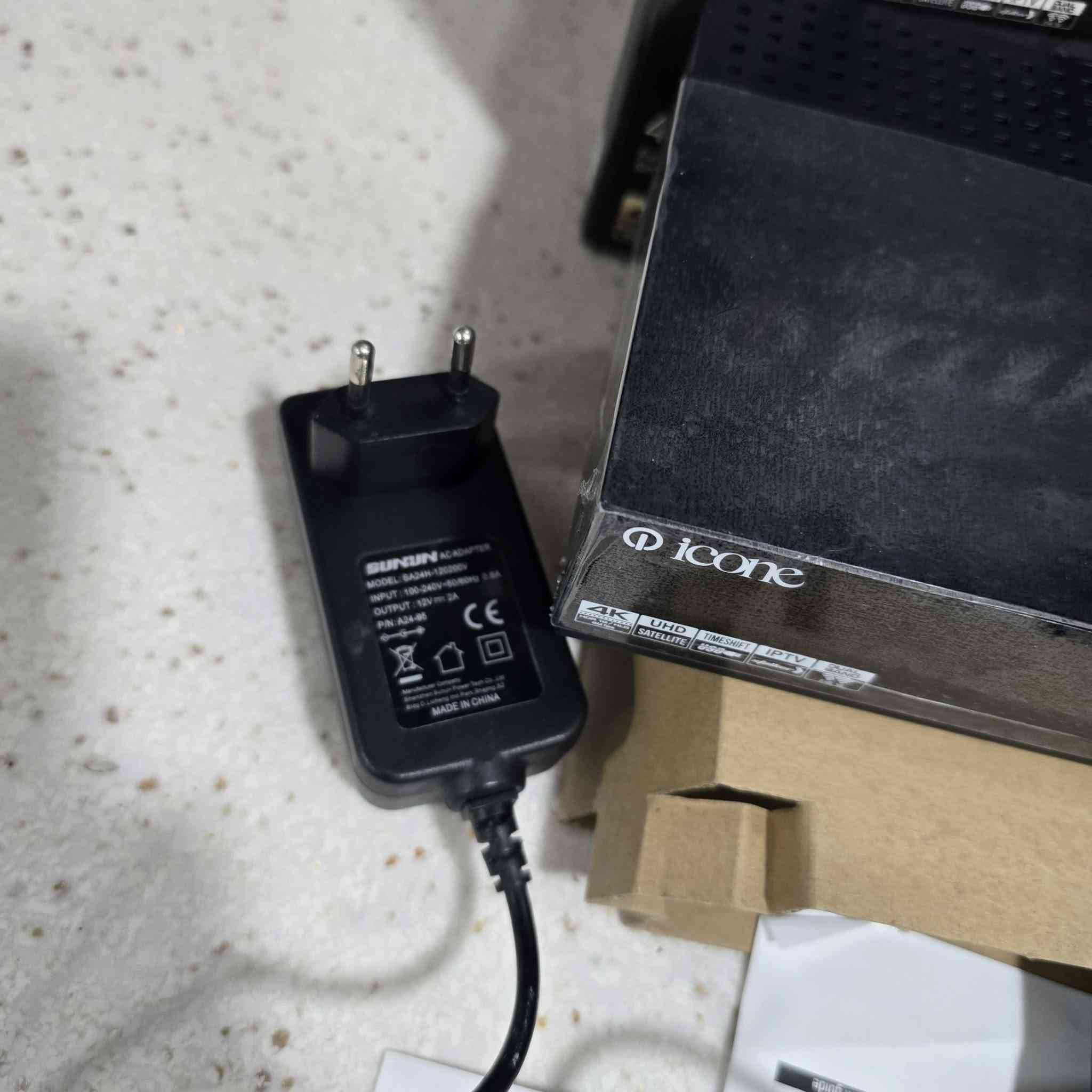 ايكون برو نظيف جدا بالجيس
ملاحظة .. بس كيبل HD  مالتة مال رسيفر ستار نت تيون 4000

رايدة ب 130 وعندي توصيل


**إذا كنت صاحب هذا الإعلان وتريد حذفه لأي سبب، رجاءا أرسل رسالة إلى الدعم الفني**