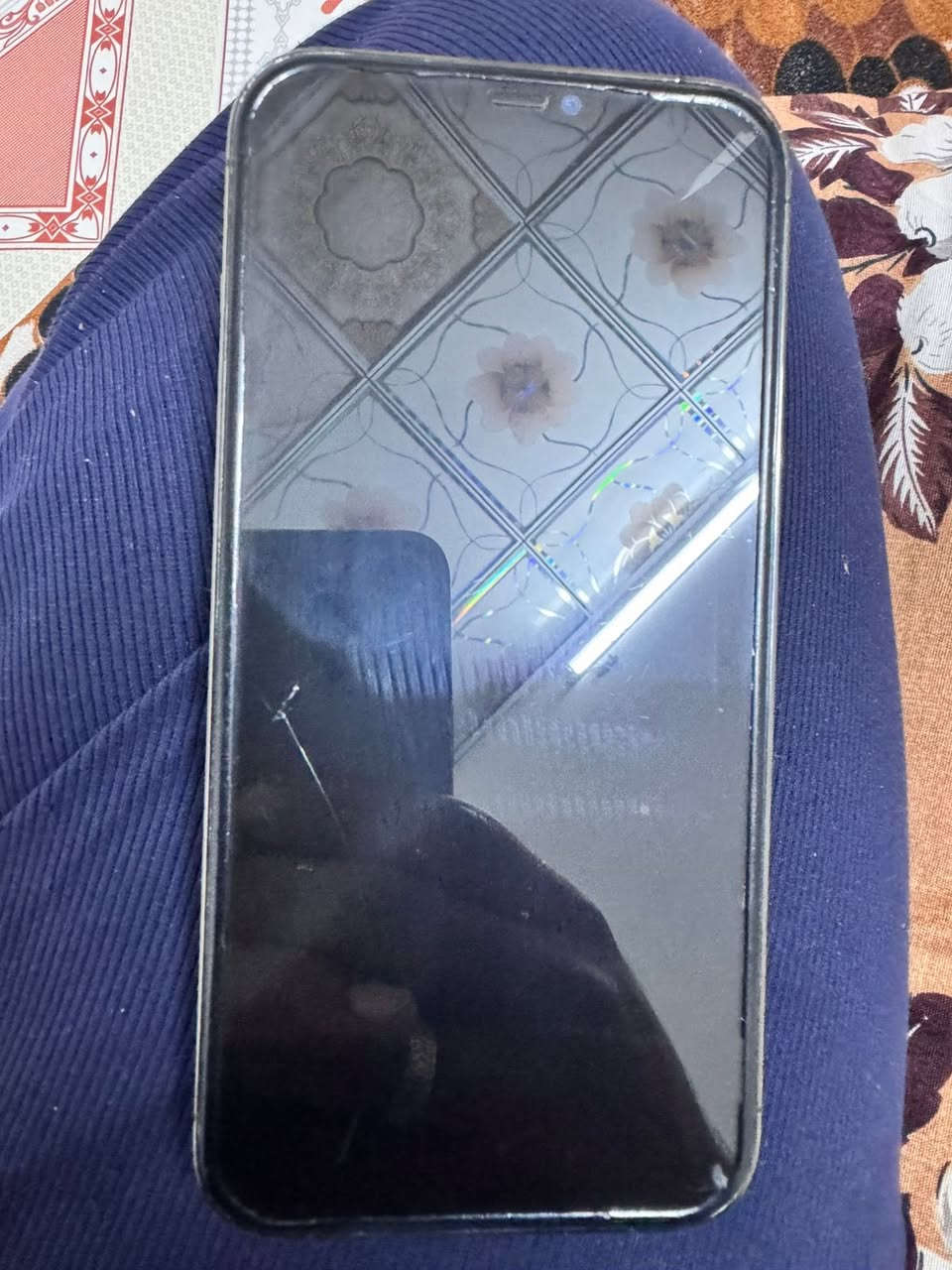 بيع أو مراوس أب كلكسي
آيفون 12 برو ماكس 
ذاكره٢٥٦ جهاز نضيف جداً 
لو رصاصي
 مبدل فقط شاشه ومكفول من ايشي 
بيها فطر خفيف مثل مواضح
بطاريه ٨٠ الله شاهد ميصرف شحن 
صوت مخابره نت كله نضيف
بيع أو مراوس اي اندرويد 
مكان بغداد عامريه 
سعر ٣٧٥

***********
واتساب
