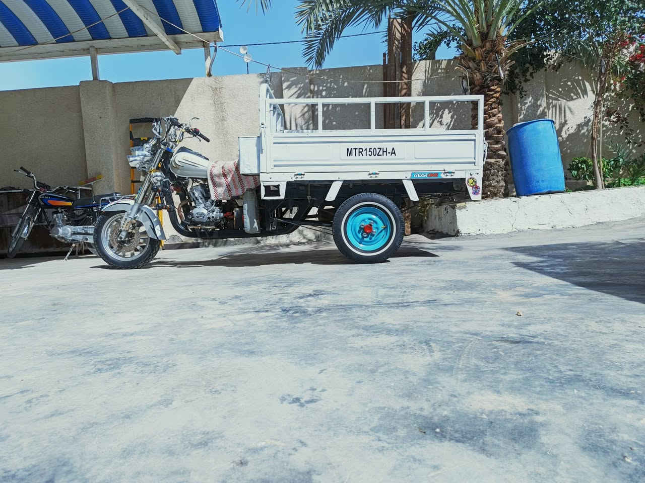 سلام عليكم ستوته لبيع مديل ٩اكسن ٧ دراجه مكفولة كفاله عامه شرط نضافه ونصبه كدامك الشراي  نتصال ***********
