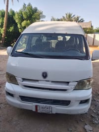 جنبي عالي • مكينة تنقيص • بدون حادث