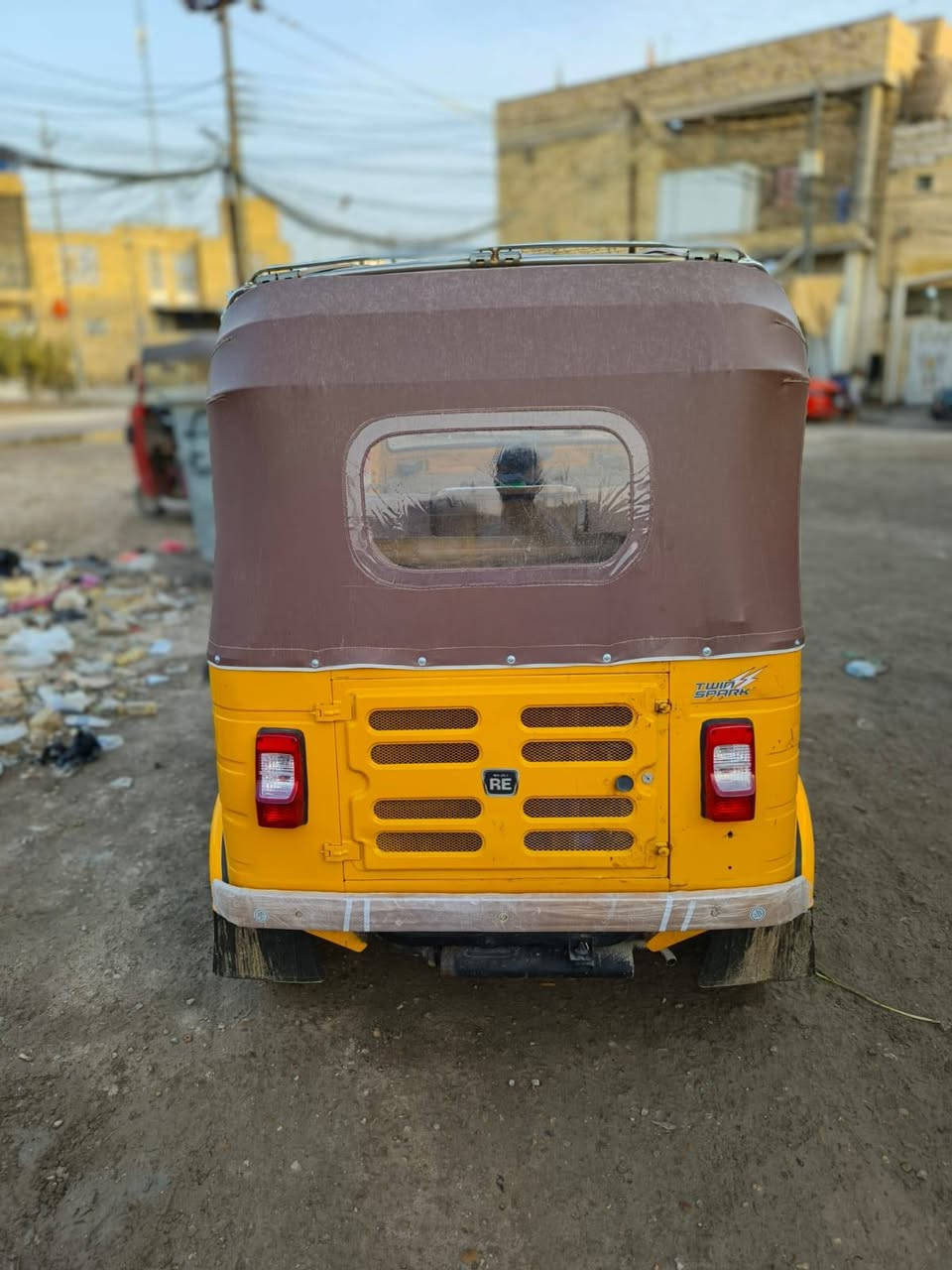 سلام عليكم تكتك 19 شهر ل 12 للبيع اوراق مكلف بنشر تكتك معمره خياس دواسات كامله ***********
