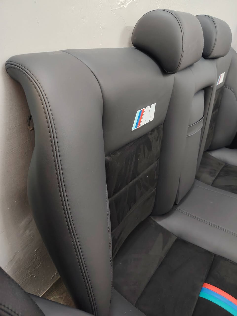 السلام عليكم للبيع كشناتBMW500 بدي قديم ميكانيكي رياضي كنتارة وجلد عمل درجة أولى السعر 500 الف مكاني بغداد الحرية *********** 🌷
