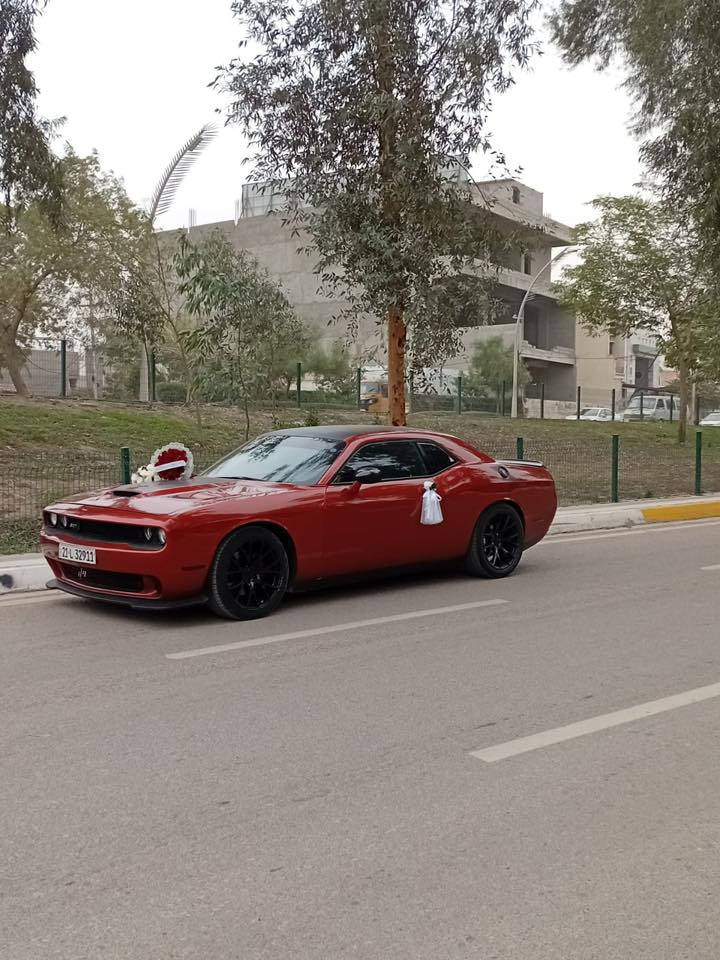 يا الله السلام عليكم من رخصه الادمن المحترم دوج تشالنجر 2021 ارتي 5700مكينه
بيه 3 قطع طبع 
كير مكينه صدر بشرط 
سياره ماشيه 77 الف 
سياره جديده بمعنى الكلمه 
السعر 185 وبيه مجال 
مكاني ديالى تقاطع القدس 
***********
