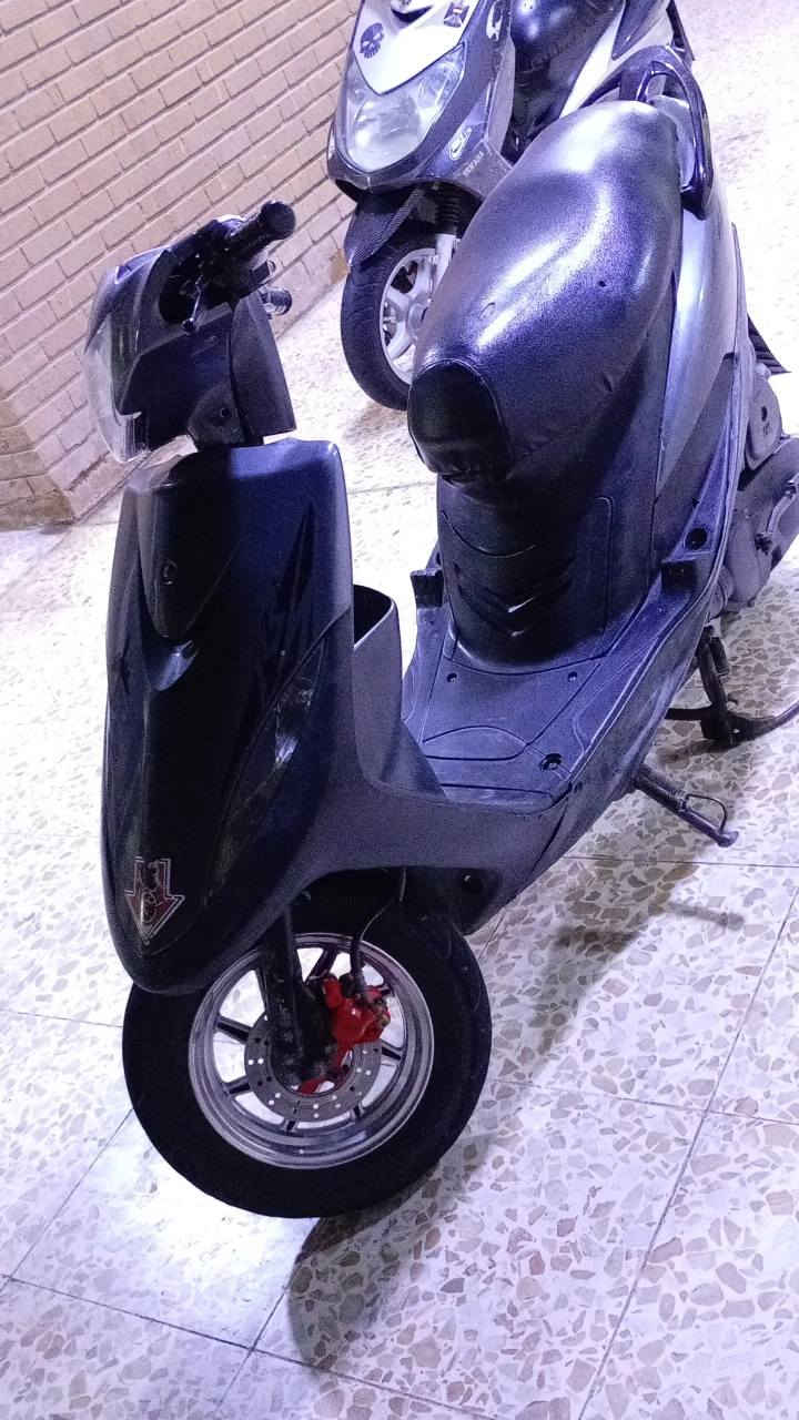 سلام عليكم
ماكس عدله للبيع
اخوان الدراجه مكينه حلوه وناعمه شلعه معدل خير من الله نكره سلف وهندر بيها نقوصات بسيطه ويحتاجلها تنظيف كابريتر وتانكي دراجه حلوه مكينته حلوه وتوديك وتجيبك كهربائيات شغالات كلهن لايت عالي ناصي ويل رياضي تأيرات زوج جدد ستان صفح تعليك باتري جديد سلف جديد راجز كامله للأخير رايدها ب٥٥٠ وبيها مجال للشراي عنواني بغداد الكراده *********** اخوان المعاجبه السعر لا يعلق راجاََ وتحياتي
