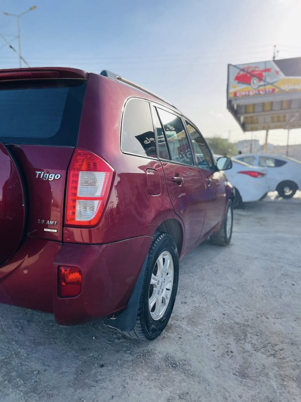 السلام عليكم تيكو موديل 2013 مكفوله كفاله عامه من الظربه والصبغ والخياس والتلكيطات والفتح ماعدا جامغ الامامي بيه صبغ اثر شخطه بلباب كير جديد ومكينه بعدهي عل سحك جديده   محرك 1800 حداديه نظيفه تخم تايرات كهربائيات كلها بلاديه وماملعوب بيها منظومة بانزين كلها مبدلها جديدة عينه وصينيه قبل شهر مبدلهن تبريد تدفئه كلها شغال سنتر لوك كلها شغال ع ريموت فتحه تحكم استيرن مابيها شي مايشتغل ماشيه 110 سنويه بأسمي رقم انكليزي لل 2031  سعرها 49 بيها مجال قليل مكانها ديوانيه الاسكان   للاستفسار***********
