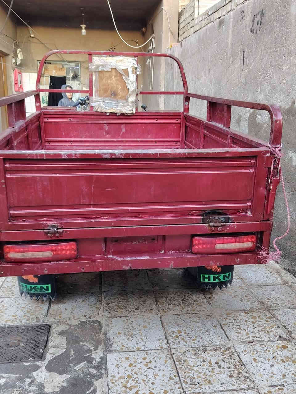 السلام عليكم ستوت 2015 تخم تايرات جديد كهربائيه كله شغاله محرك 2024 العنوان النجف  السعر 1200 وبيه مجال قليل ***********
