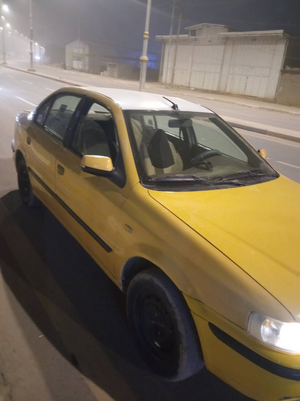 السلام عليكم شباب عندي سمند مكفوله رقم بغداد نكليزي للبيع او مراوس الشراي يتصل***********
