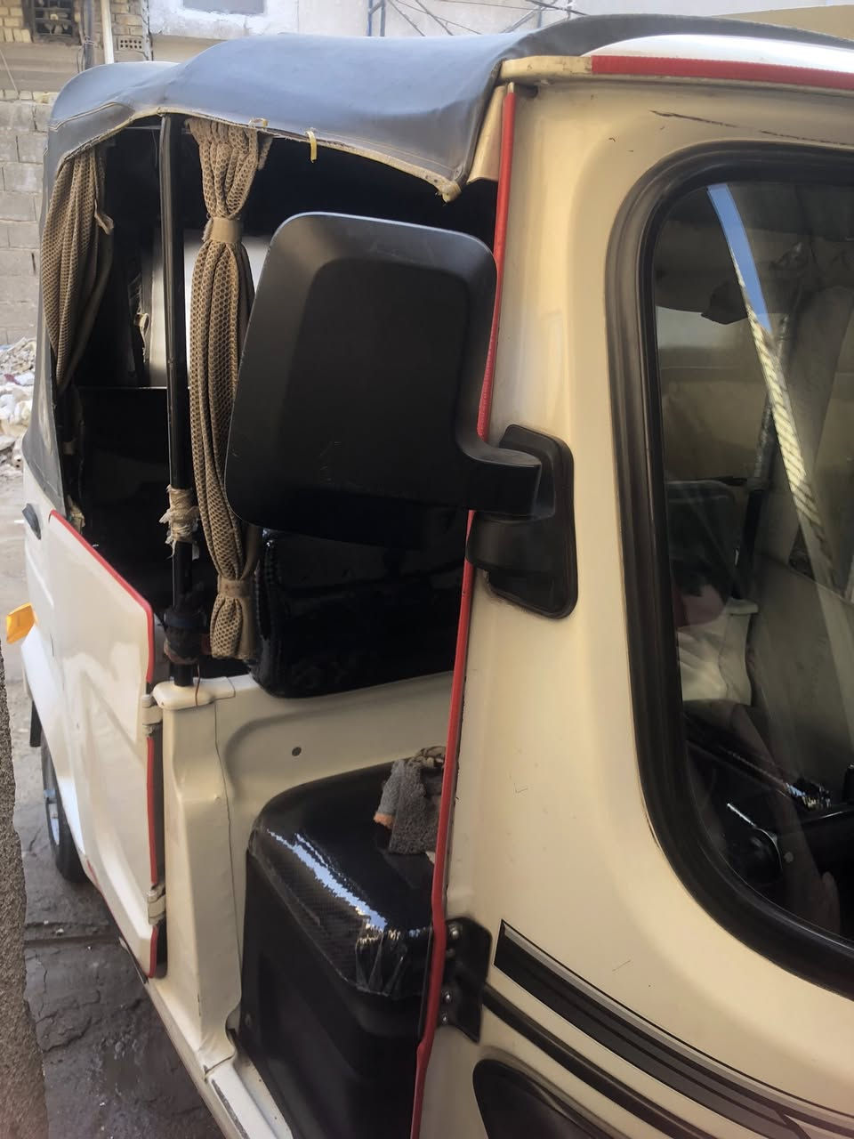 السلام عليكم
تكتك TVS 2022/الشهر 6 

محرك كفاله برغي مامفتوح بي 

تخم تايرات جدد
مرقمه 
كهربائيات كله شغاله 

نضافه فول

تجي تفحص وتشوف بعينك 

مكاني بغداد الدوره 

السعر خاص

المراسله ع رقم ***********
