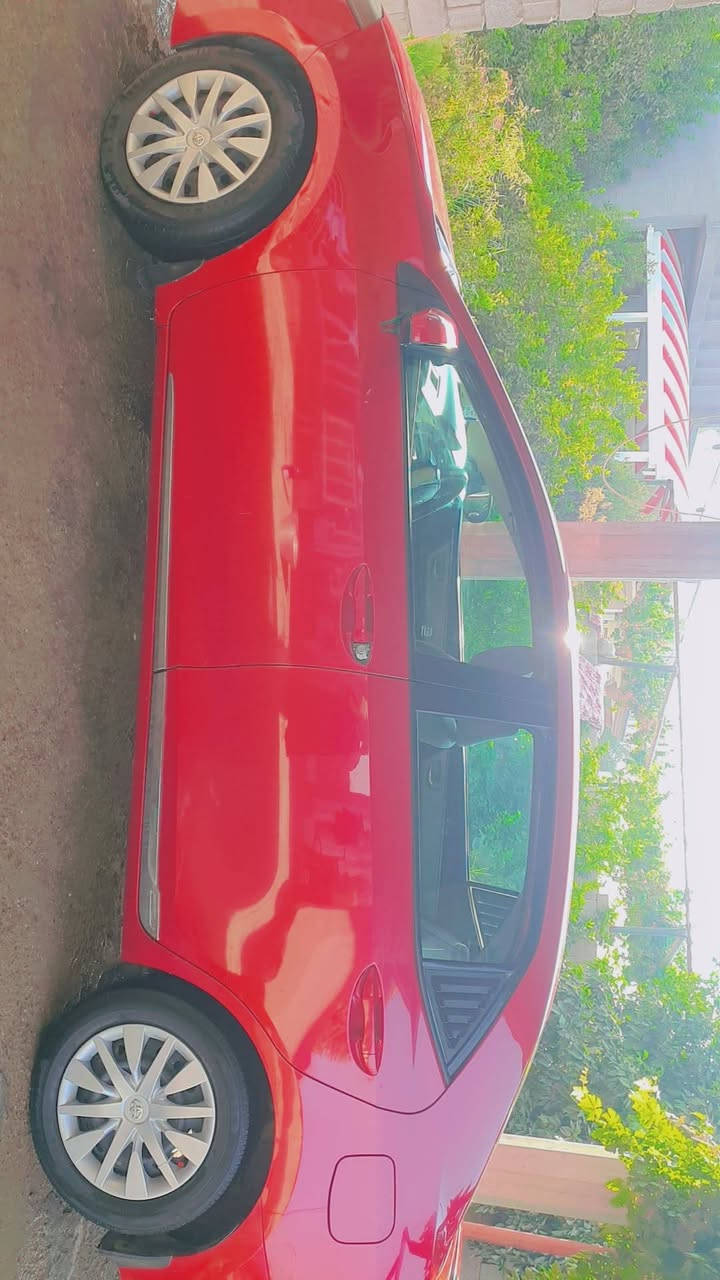 كورله موديل 14فئه LE السياره تضيفه جاهزه ماتصرف عليه شي السياره بسمي السعر 115ل للاتصال ***********
