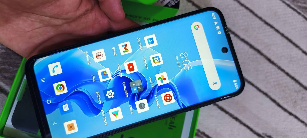 Hot 30 play. 
التخزين ١٢٥
ذاكرة رام ٦
جهاز بموصفات بسيطه 
البيع داخل الناصريه فقط ناصرية, ذي قار


**إذا كنت صاحب هذا الإعلان وتريد حذفه لأي سبب، رجاءا أرسل رسالة إلى الدعم الفني**