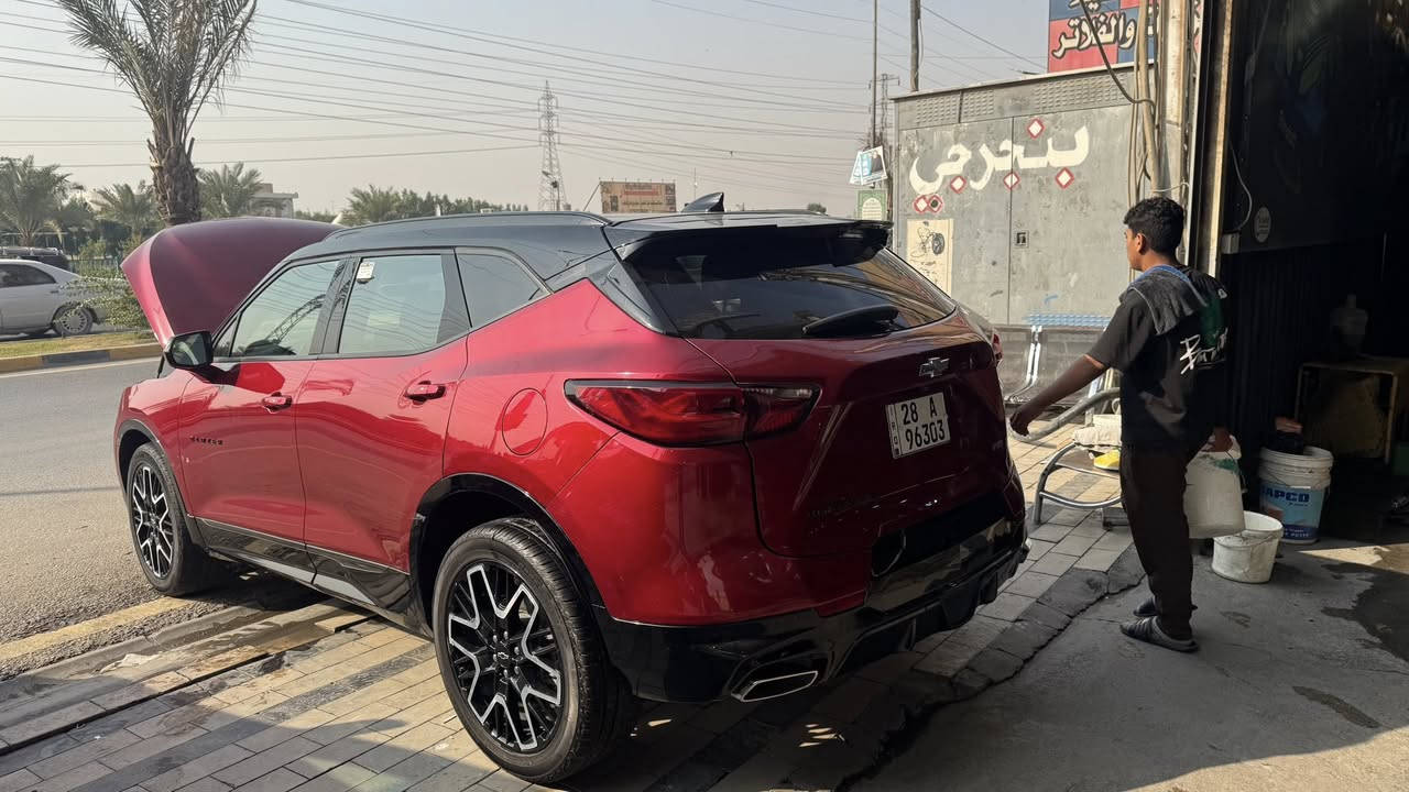 السلام عليكم 
شوفر بلايزر RS 2024 
الموصفات 
كشنات جلد تدفئة تبريد سترين كذلك 
خمس كامرات 
ماشيه 10 الف
ردرات
بنرامه 
حساست امامي خلفي 
السياره ماعيزه شي 
واحد على واحد 
السياره حادثهه قبق جنطه فقط 
السعر 235
رقمه نجف شهداء 
مكان السياره بل نجف 
***********
***********
