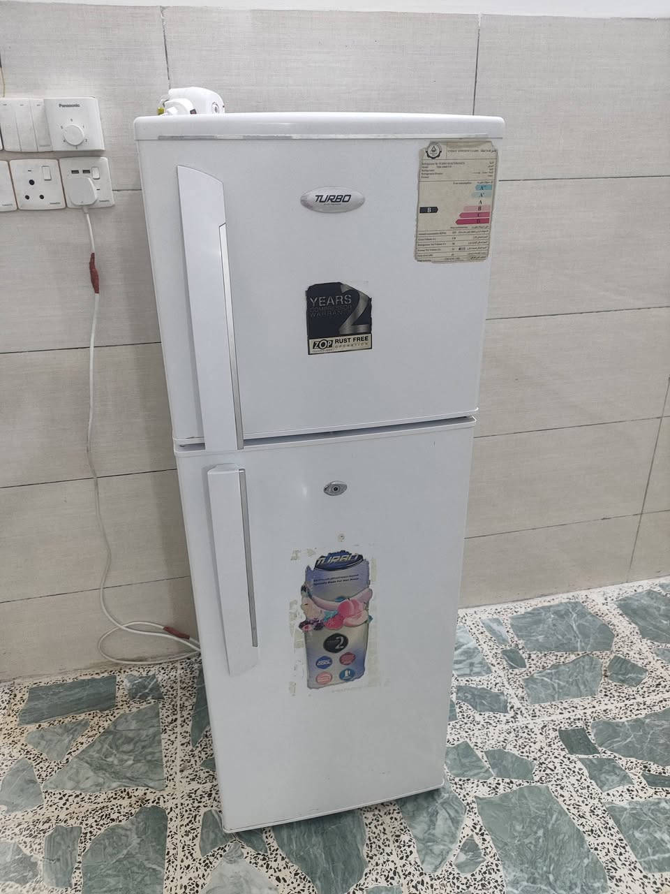 السلام عليكم  ثلاجه  نظيفة ابلاديه  السعر 125 الفلوجه  ***********
