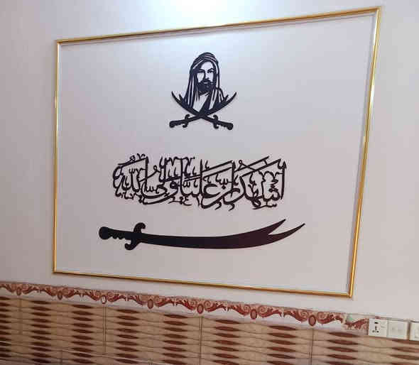 صباغ وديكورات منزلي داخلي وخارجي وعمل كافه الاصباغ 

 اصباغ بلاستيكي+طلس معجون وستن+سحبات فوم داخلي

ترميم البيوت القديمه + معالجه الرطوبه + صبغ ايبوكسي 

ديكور بديل الرخام والخشب والشيبورد +عمل ورق جدران 

شبابيك تنظيف وصبغ+ شغل درجه اولى+ ***********
