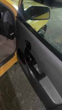 سايبه موديل 2015 مصفره من كلشي المكان. بغداد الاتصال 07700022967 السيا...