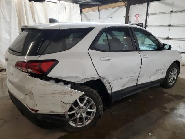 السلام عليكم.  كوينكس 23 ماشيه 35 وارد امريكي ضرر خفيف موجود بلمنشور صوره الحادث بغداد السعر 183 وبيها مجال 
للتواصل 0786 493 7027
