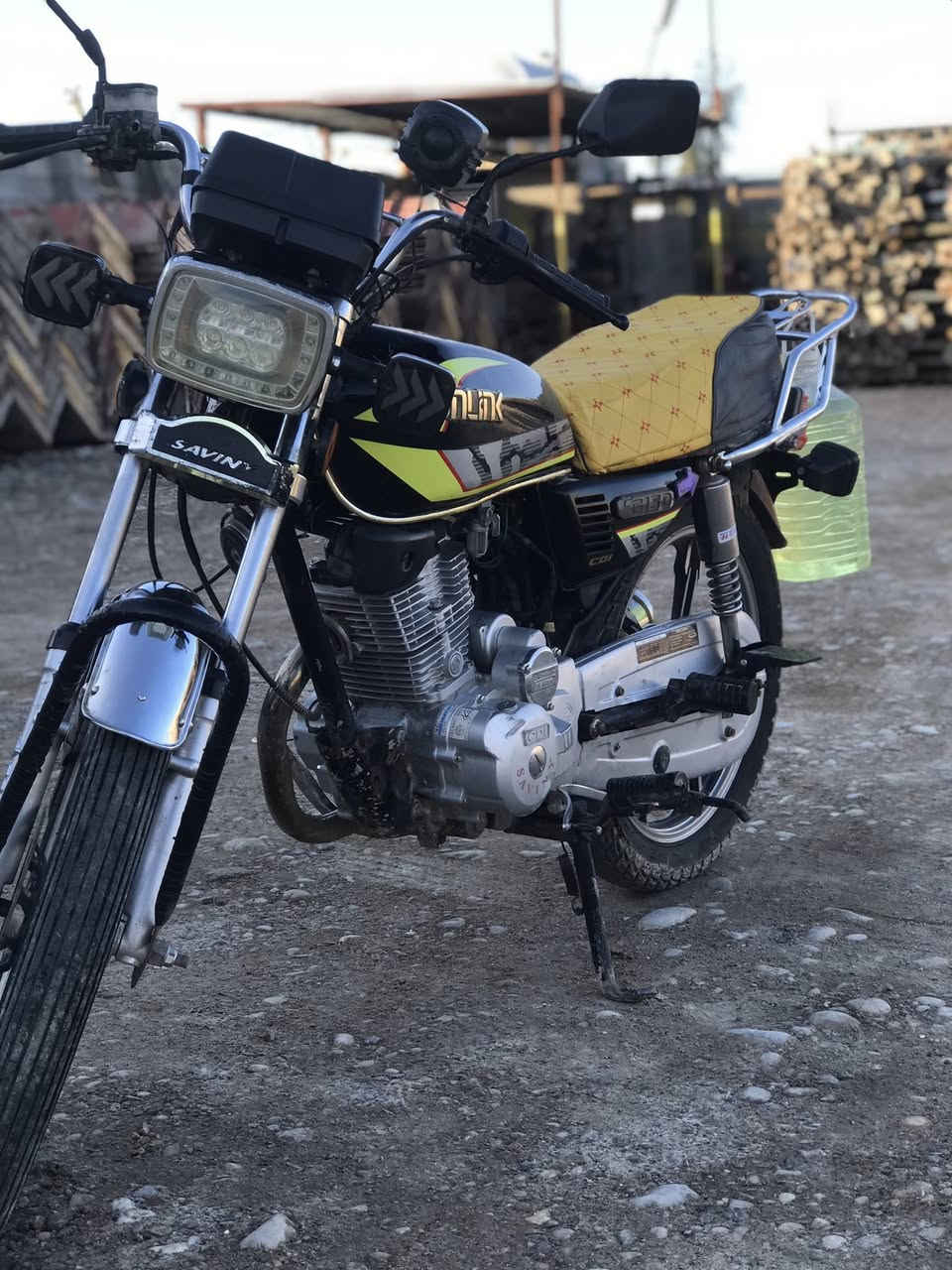 دراجه سيفان للبيع أرواق كرتونية ب 400 قفل ديالى الخالص ***********
