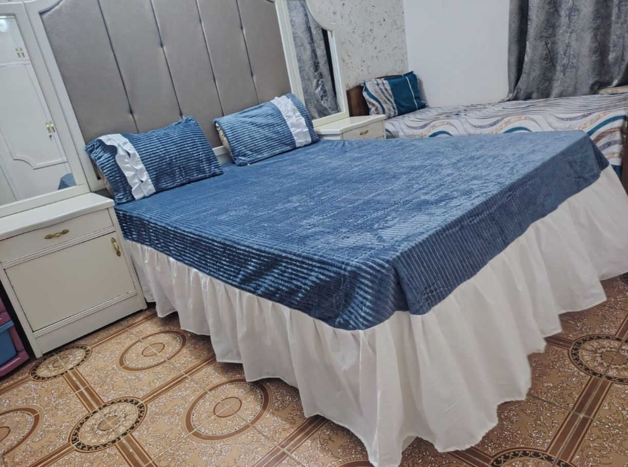 فرشات نفر ونفرين جراجف دواشك ومخاد الخياطه حسب الموديل والقياس بارقئ الاقمشة وانسب الاسعار العنوان هيت الإطفاء توجد خدمه توصيل


**إذا كنت صاحب هذا الإعلان وتريد حذفه لأي سبب، رجاءا أرسل رسالة إلى الدعم الفني**