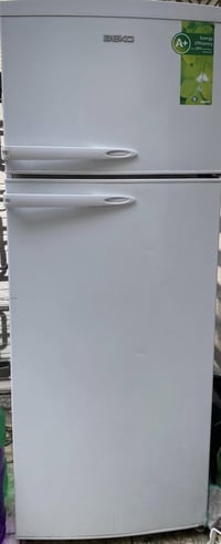 للبيع ثلاجة Beko مستعمل بحالة جيدة 21قدم مكان بغداد  رقم الهاتف 077323...