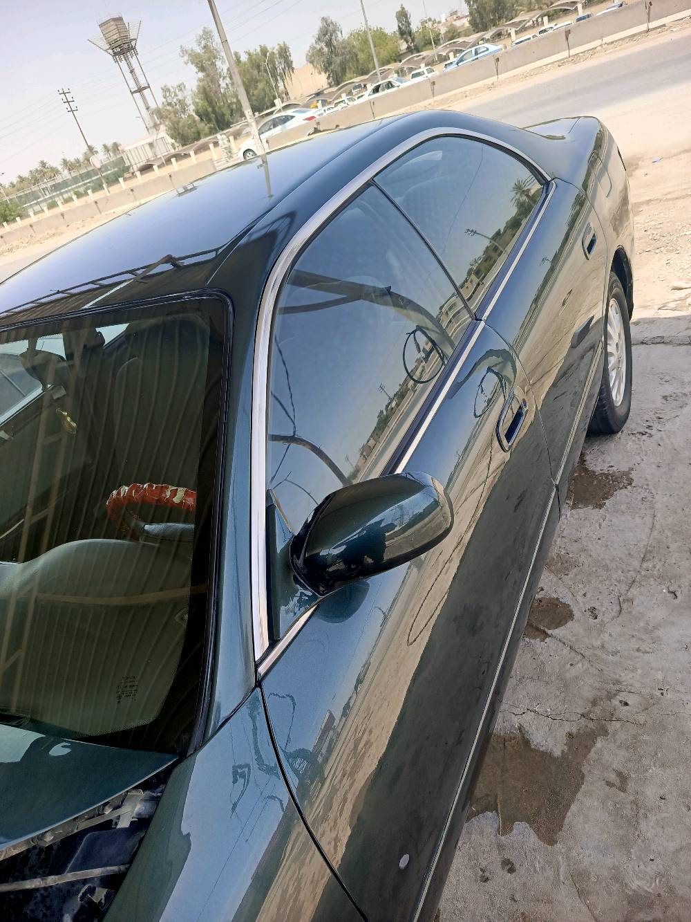 شيزر رقم بغداد مالك نجف 
مكفولة من الكص ونقل والضربة 
تبريد شغال كهربائيات كلها بلادي شغاله موديل 1995
السعر 55
