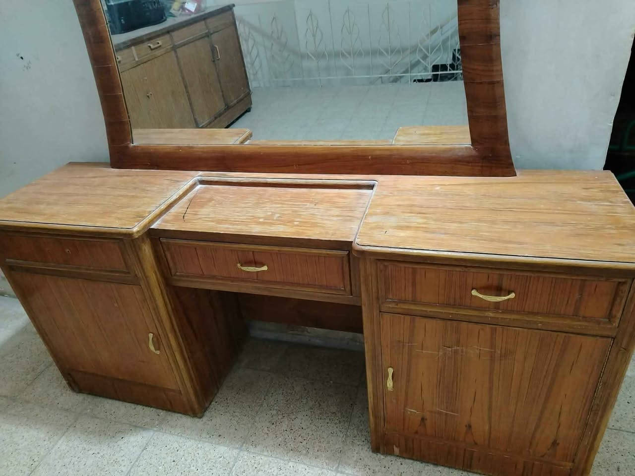 السلام عليكم
مكلف بالنشر..
غرفة اخشاب صاج تزكام للبيع..
السعر 750 وبيه مجال بسيط
العنوان حله شارع 60
للأتصال *********** حلة, بابل
