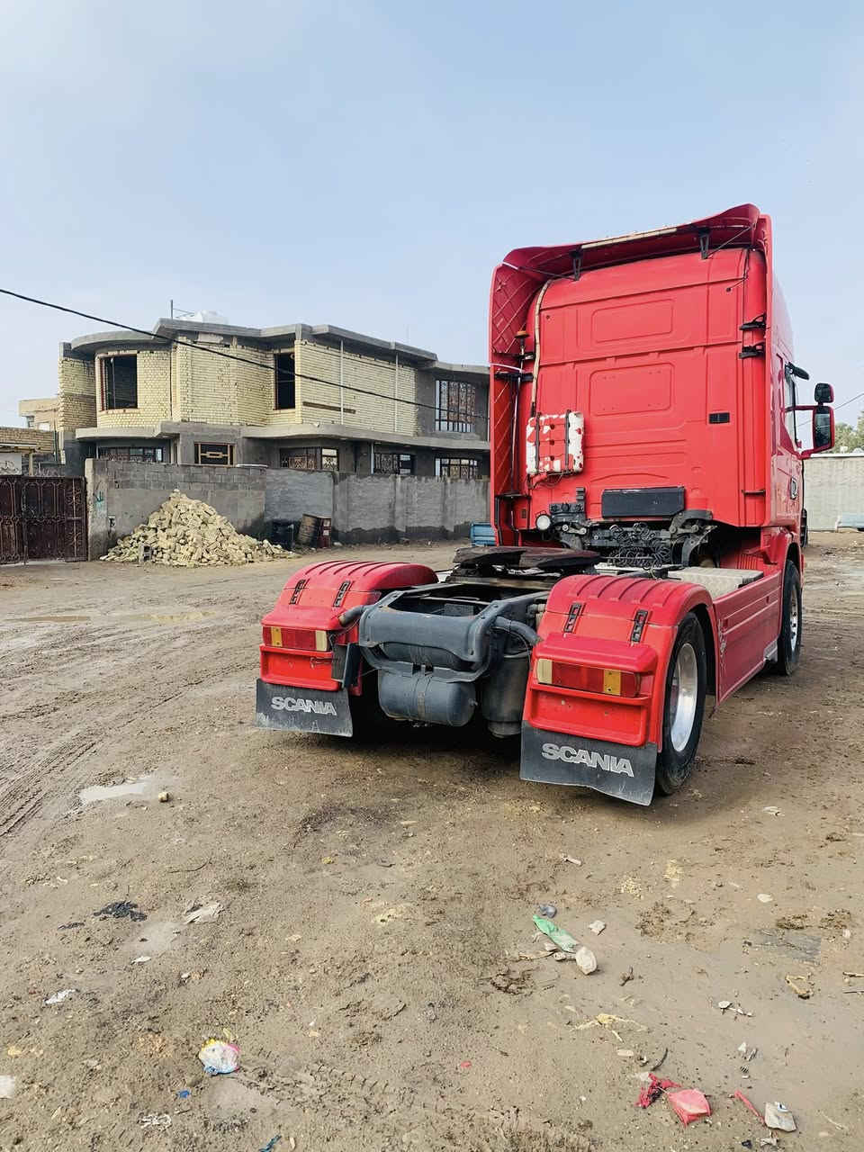 سلام عليكم سكانيه البيع مديل 2004 مكينه ثمانيه 480الاستفار ***********
