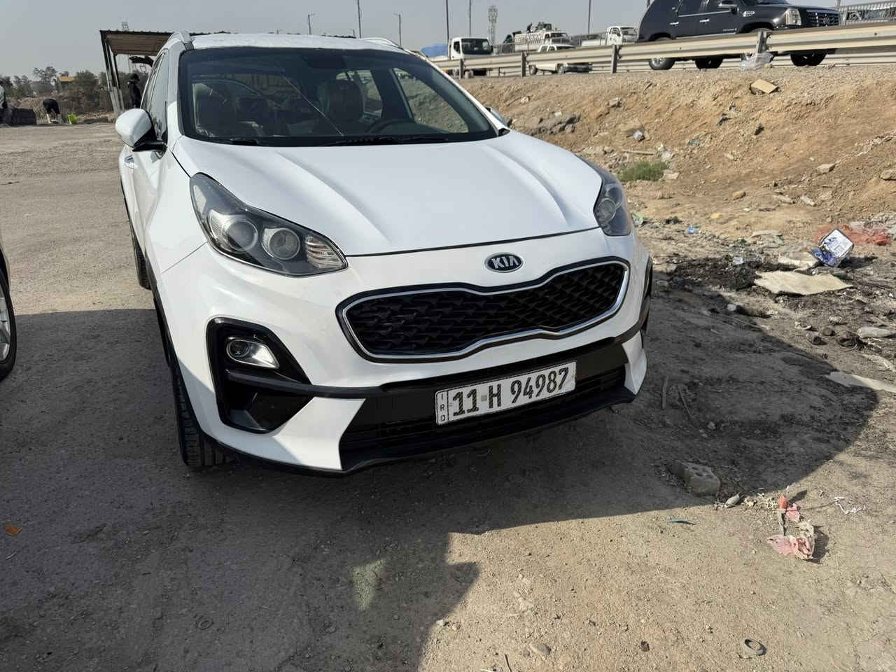 سبورتج خليجي موديل19  نص فول مكينه 2000 دوش سياره سابقا كفاله عامه بيها حالياً بيها طخات موضحات يرادلهن صبغ وبيها صبغ بنيد وجاملغ ماشيه 77 الف ابيعها على وضعها كير مكينه حداديه كله مكفول تخم تاير سعرها 135 مجال قليل عنوان سياره بغداد ***********
