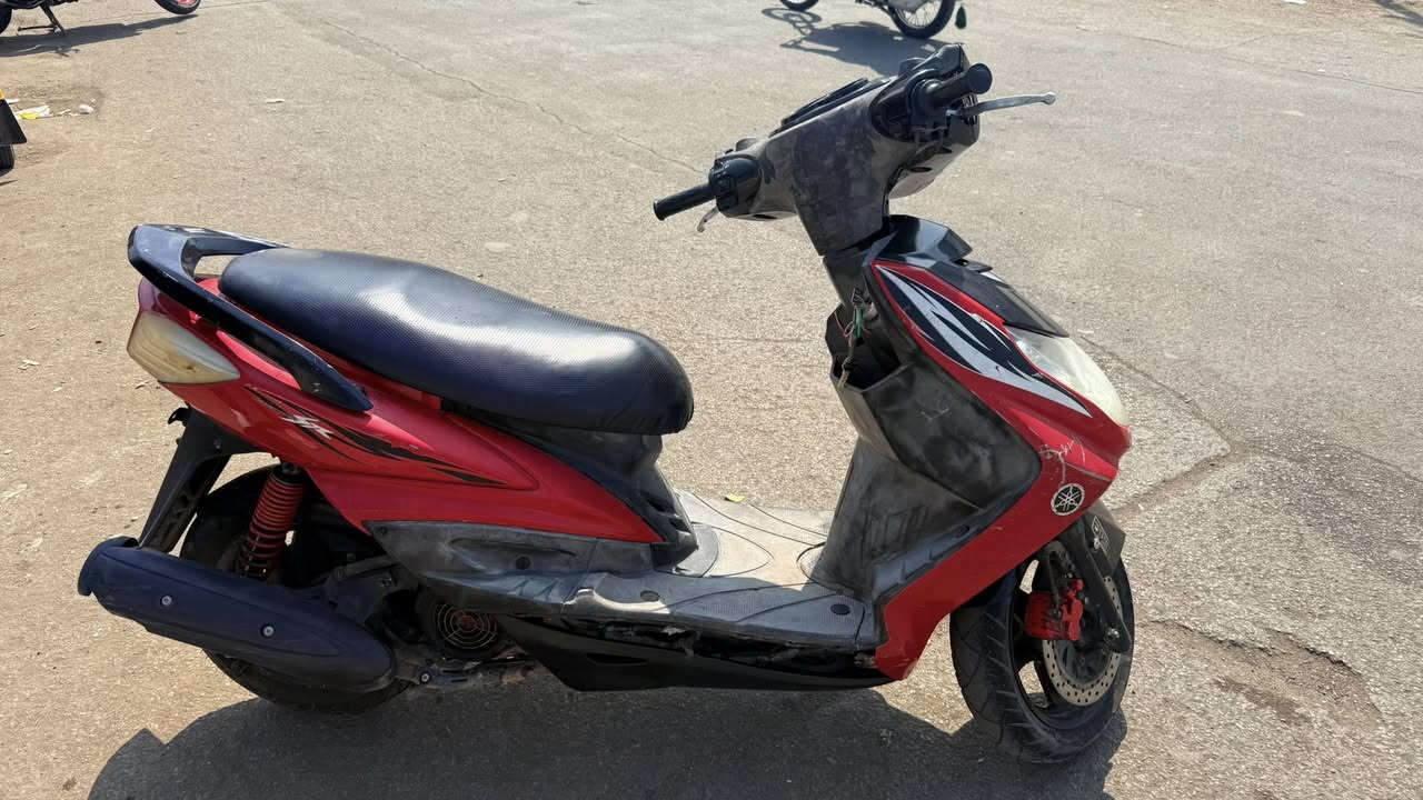 السلام عليكم
دراجة سكنس ياباني اصلي قبغ نفخ 
دراجة خير من الله مكينة مامفتوحة
رايدها ب٩٥٠ وبيها مجال
العنوان/ بغداد شارع فلسطين 
***********
