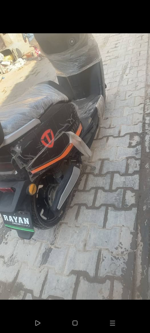 دراجةشحن الريان نضيفة سعرها ٨٠٠ وبيها مجال بسيط مكان بغداد ***********
