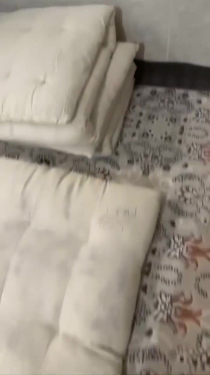 بێکێشەن هەمویان


**إذا كنت صاحب هذا الإعلان وتريد حذفه لأي سبب، رجاءا أرسل رسالة إلى الدعم الفني**