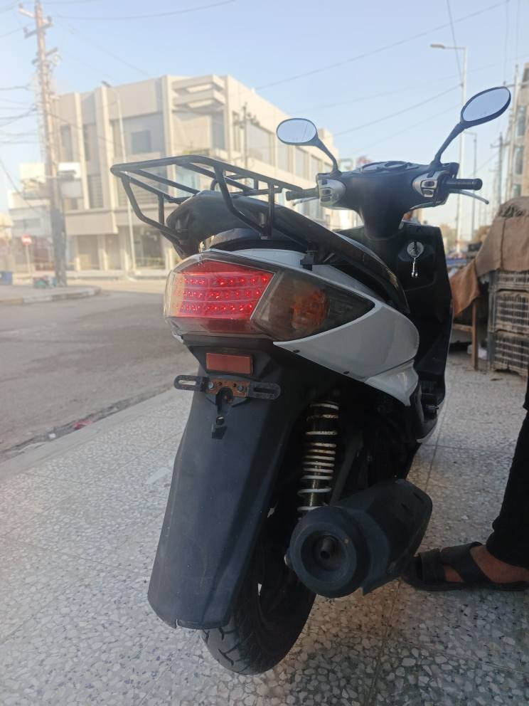 سكنس فحل 140 ابيض نوزل نگرة محرك كلش نضيف تايرات جديدة مكاني بابل حلة شارع التربية الدراجة ب 1.375.000دينار رقم الهاتف *********** الشراي يتصل رجاءا 🏍️🏍️🏍️🏍️🏍️🏍️🏍️ حلة, بابل
