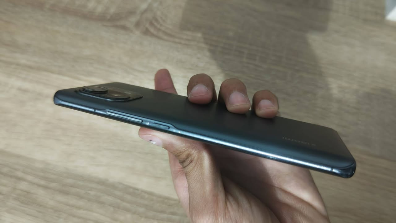 شاومي مستخدم كامل ملحقات
mi 11 

معالج عملاق سناب دراكون 888

شاشه منحنيه.... 

جهاز نظيف جدا. 

250 الف دينار


**إذا كنت صاحب هذا الإعلان وتريد حذفه لأي سبب، رجاءا أرسل رسالة إلى الدعم الفني**