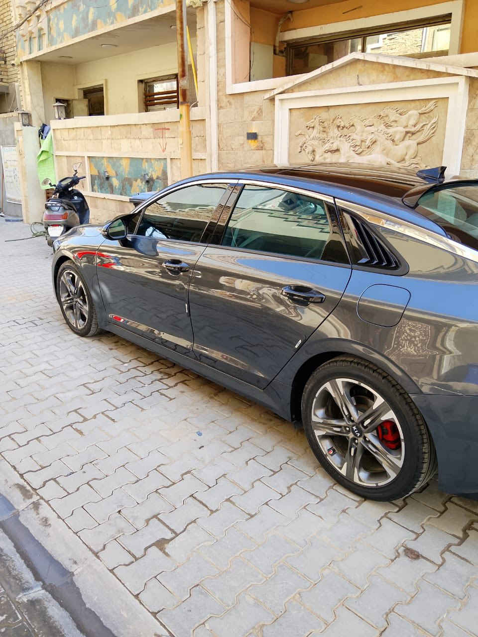 كيا k5 موديل ٢٠٢١ فول رقم شمال باسمي بانورما وارد أمريكي مكاني بغداد هذا رقمي فيها وات ساب***********
